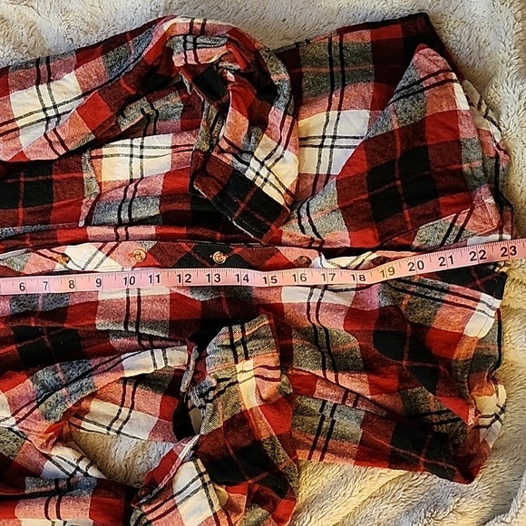 Polly & Esther LG Red Plaid Flannel Button Down Shirt - Picture 5 of 10
